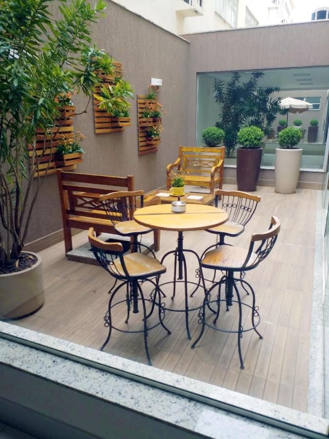 米兰特弗拉特酒店 欧鲁布兰科 外观 照片