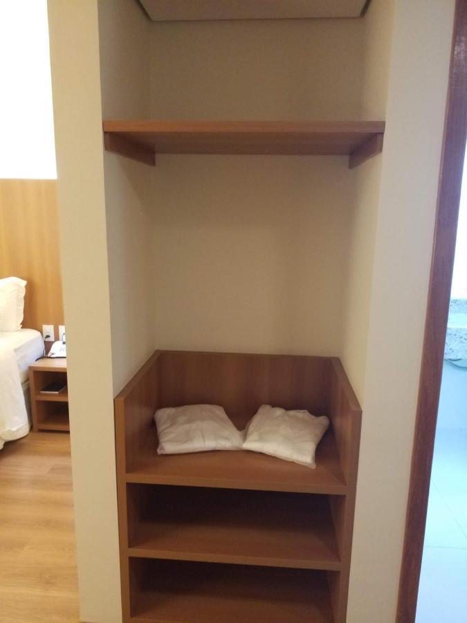 米兰特弗拉特酒店 欧鲁布兰科 外观 照片